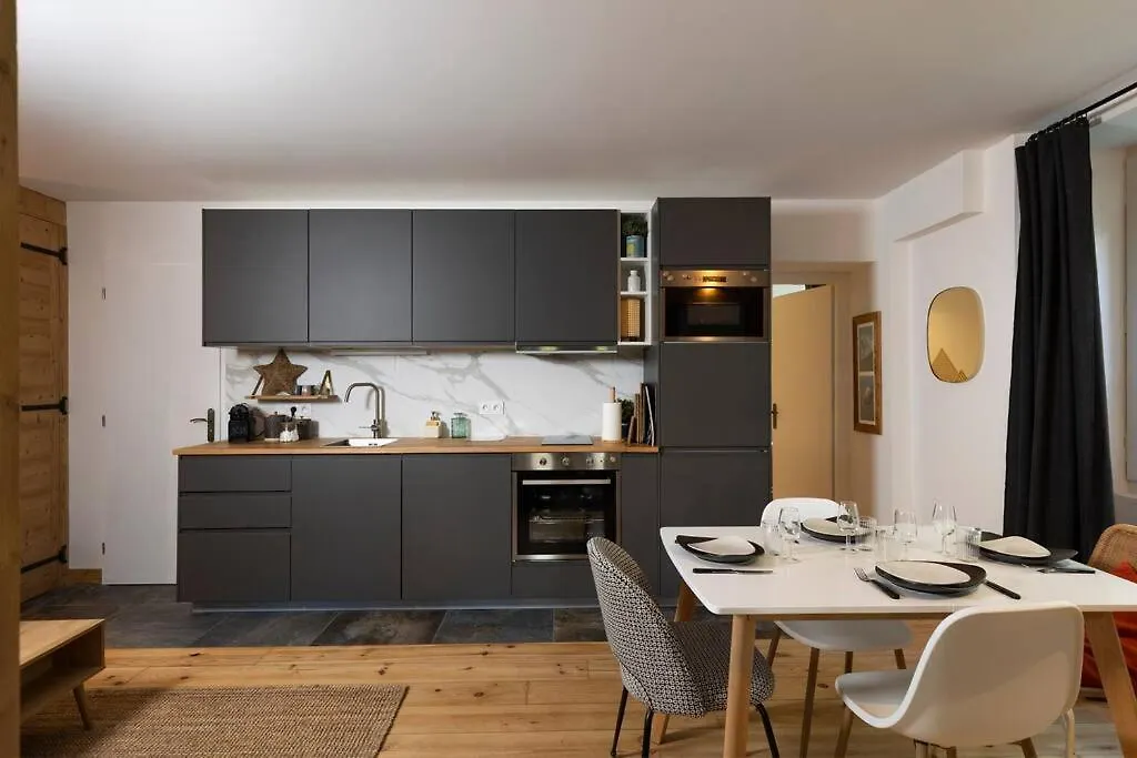 Le Refuge Du Lyret - 2 Pers - Renove Apartment Chamonix